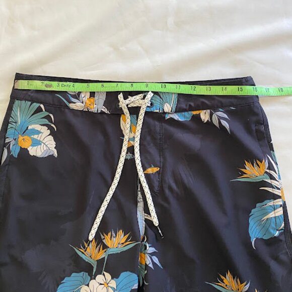 Salty CrewCrew Catalina Boardshort - Picture 7 of 16